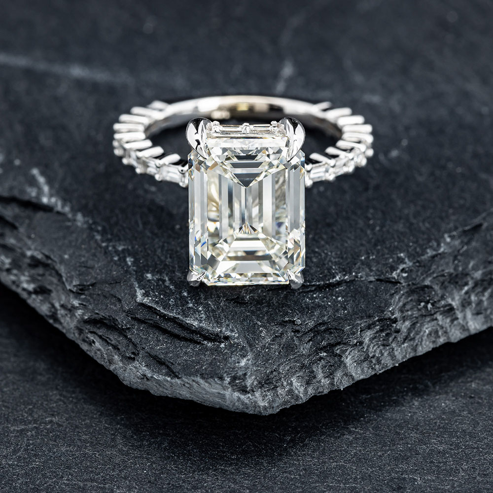 photograph of a diamond ring on a black sheet of stone done by Expozme Photography a Los Angeles Based Product Photography eCommerce Photography Studio its all about great photography